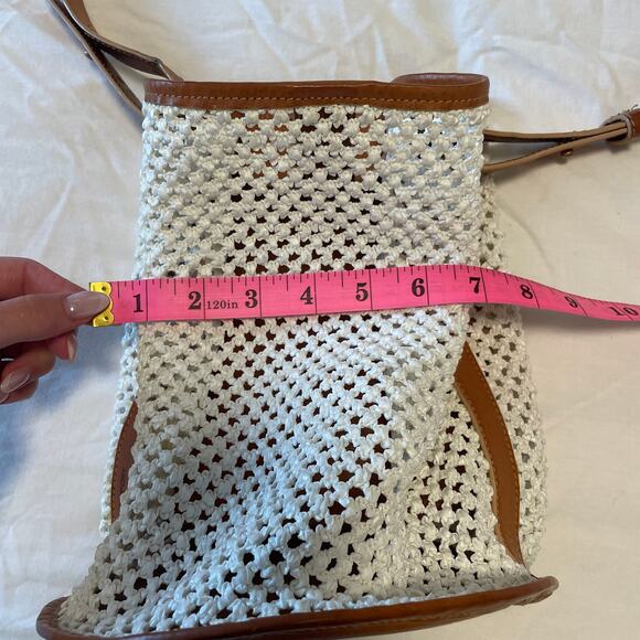 Creatures of Comfort Small Raffia Bucket Bag Ivory Camel Leather - Picture 9 of 11